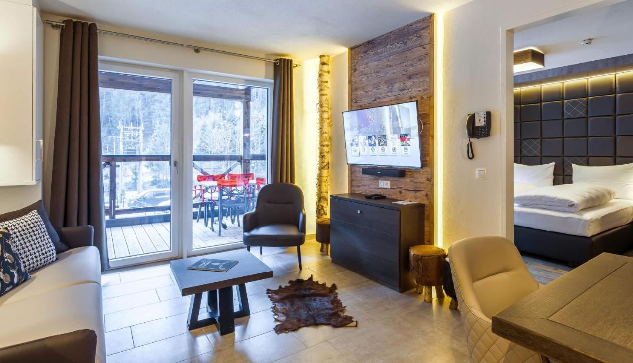 Avenida Mountain Lodges Saalbach Экстерьер фото